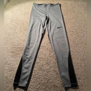Women's Nike Pro Leggings
